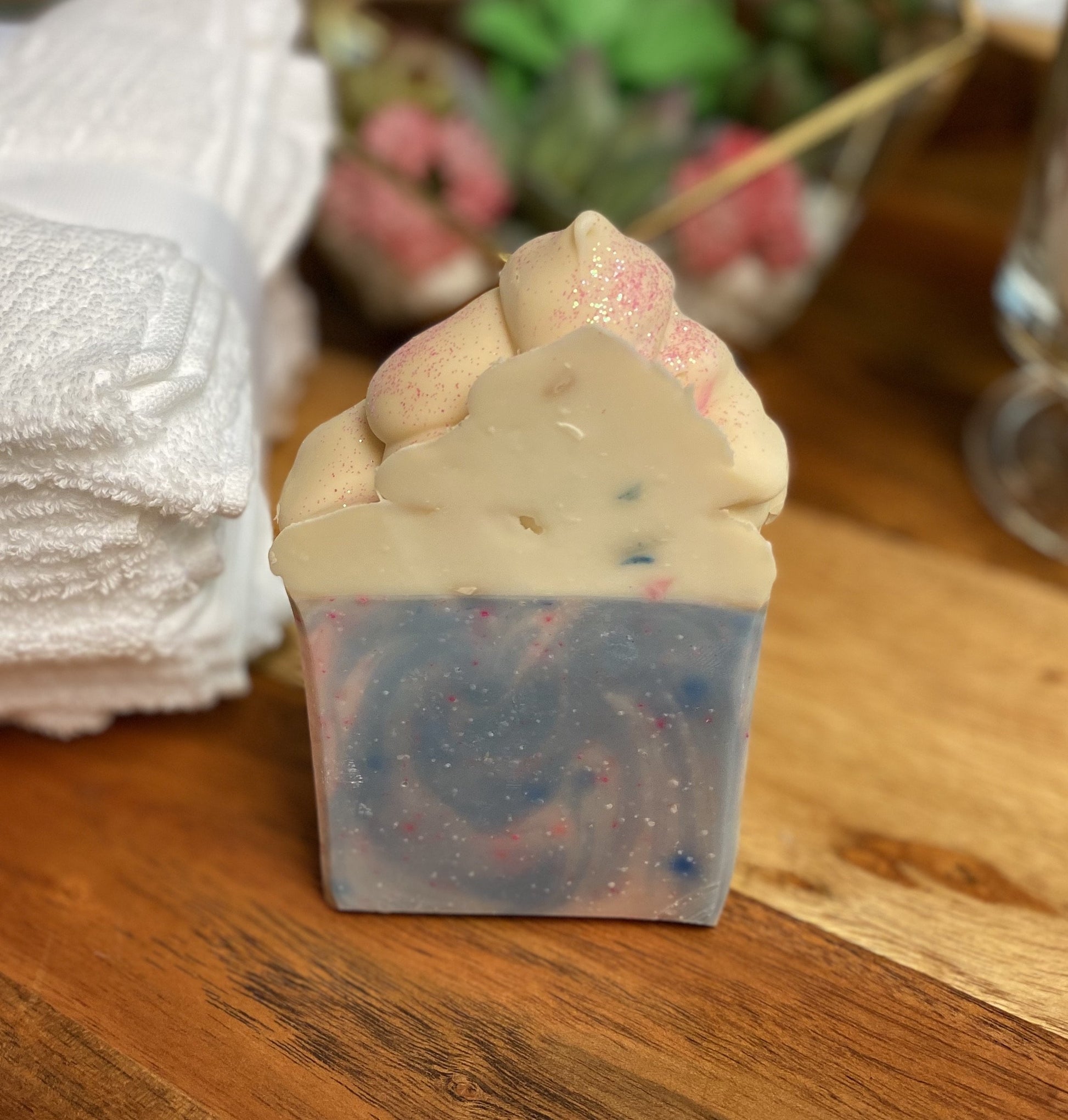 Enjoy this Sweet Cotton candy-scented soap